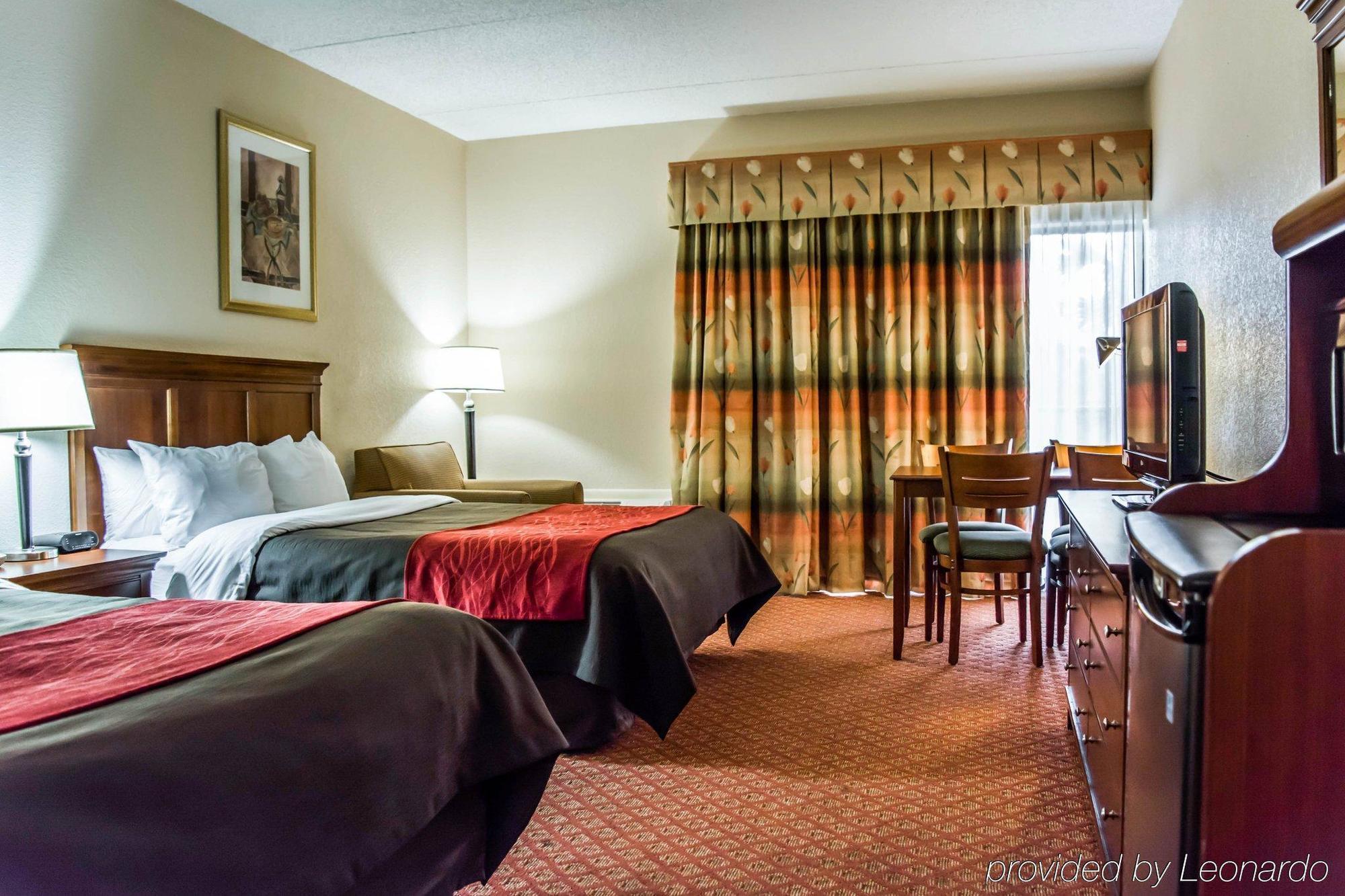 Hotel Baymont By Wyndham Bonita Springs Exterior foto